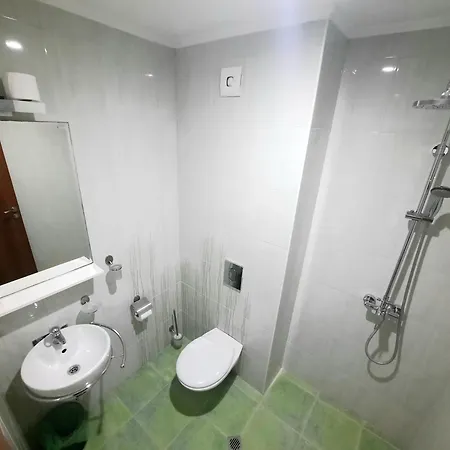 Bed & Breakfast Family Delfa Chernomorets