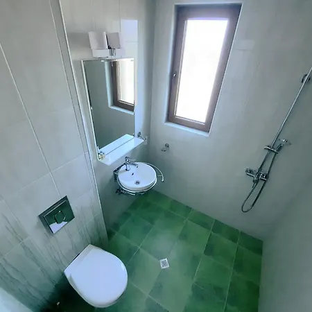 Family Delfa Chernomorets