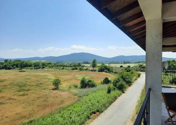 Family Delfa Chernomorets