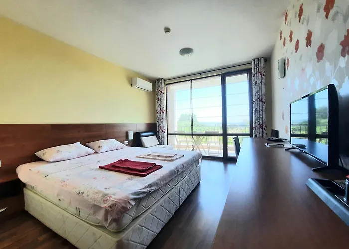 Alojamento de Acomodação e Pequeno-almoço Family Delfa 4*